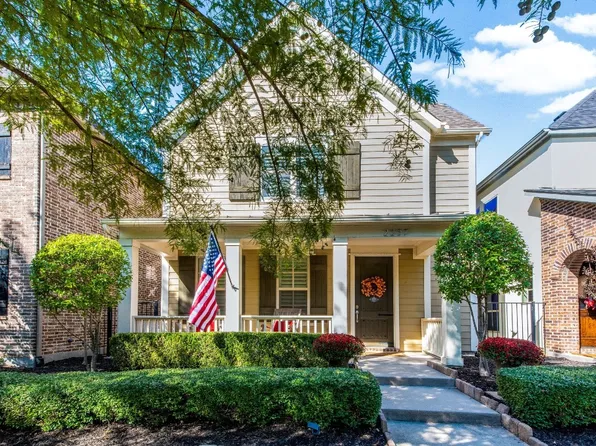 2257 Longwood Dr, Carrollton, TX 75010