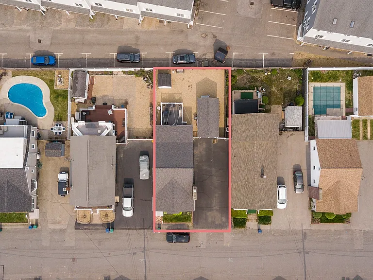 12 Harris Ave — Photo 38
