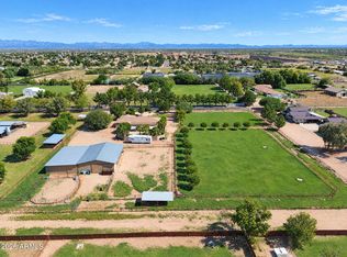 39762 N Creekside Rd, San Tan Valley, AZ 85140