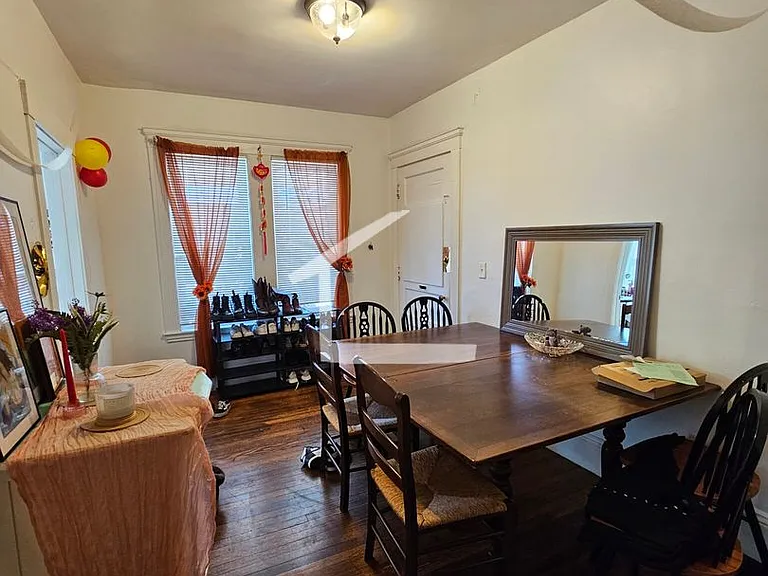 98 Ashford St #1 — Photo 5