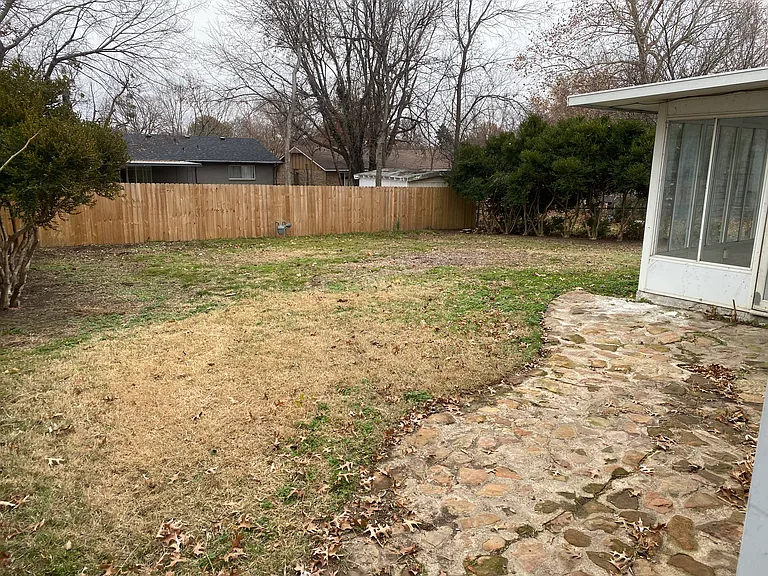 413 S Hickory Ave — Photo 28