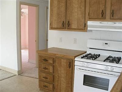 4th image of 257 S Mercury St