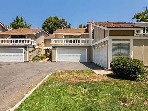 3rd image of 16329 Sierra Trail Ct
