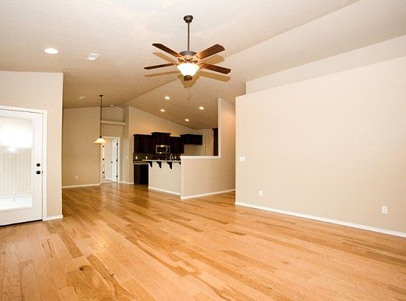 3rd image of 6287 Teak Ln