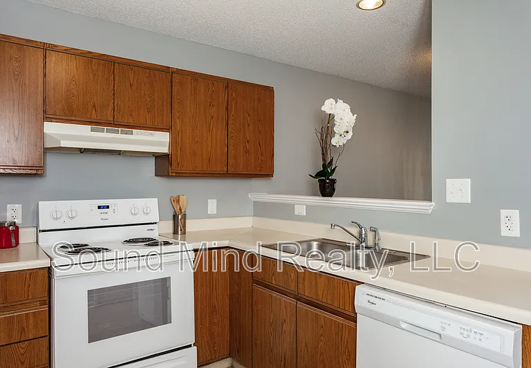 2809 Ferret Ct — Photo 9