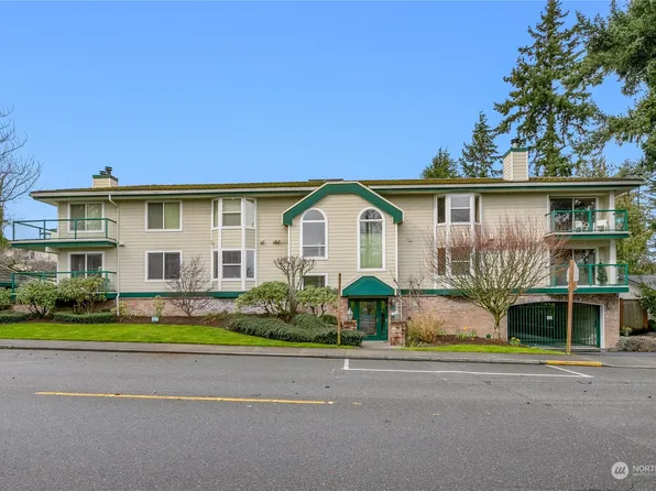 609 7th Avenue N #B302, Edmonds, WA 98020