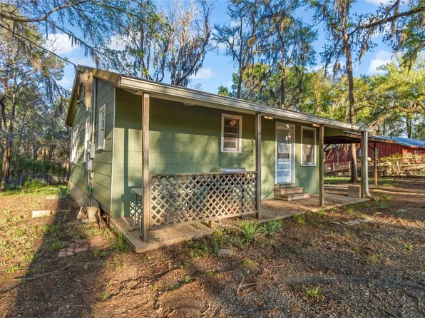 275 Evangeline Dr, Elm Grove, LA 71051