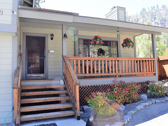 3rd image of 5226 Desert View Dr