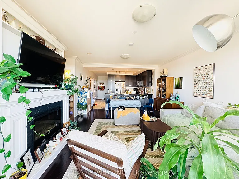160 Macdonell St #1508 — Photo 13