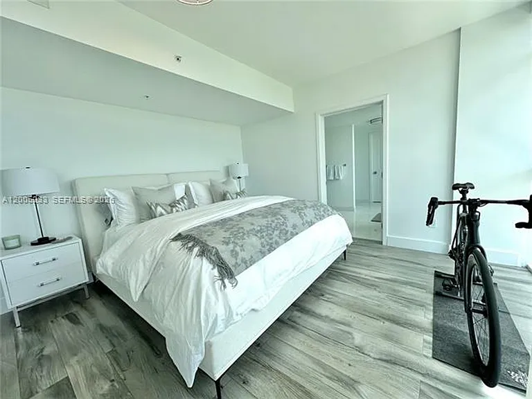 400 Sunny Isles Blvd #1708 — Photo 26