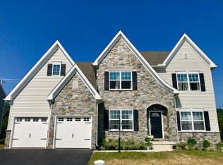 644 Warminster Ln, Lititz, PA 17543