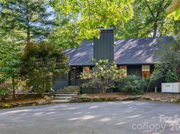 17 Club Cottages Way #41, Lake Toxaway, NC 28747