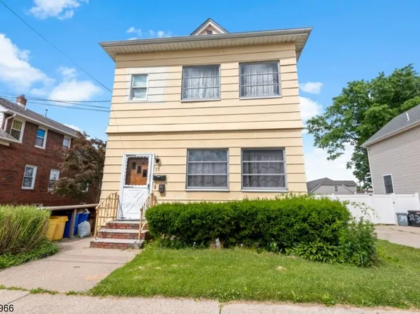 35 Orchard St, Garfield City, NJ 07026