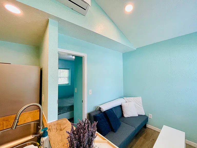 3224 N Davis St #2 — Photo 8