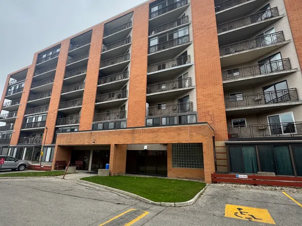 1720 Pembina Hwy #303, Winnipeg, MB R3T 5T4