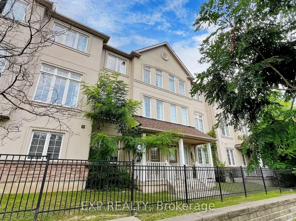 10 Post Oak Dr #10, Richmond Hill, ON L4E 4H8
