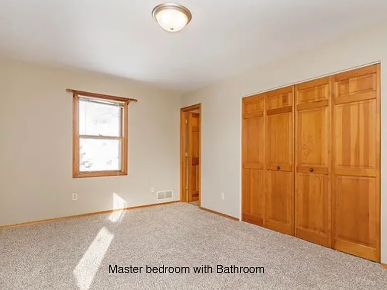 1814 Larson Ave — Photo 7