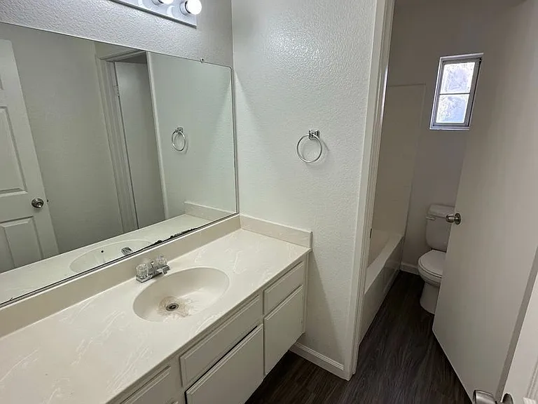 11017 Desert Rose Dr — Photo 7