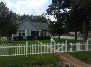 1204 Jackson Ave, Nederland, TX 77627