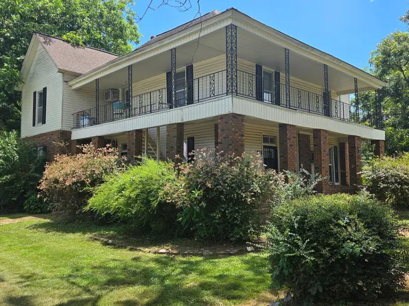 22 3rd Ave, Tishomingo, MS 38873