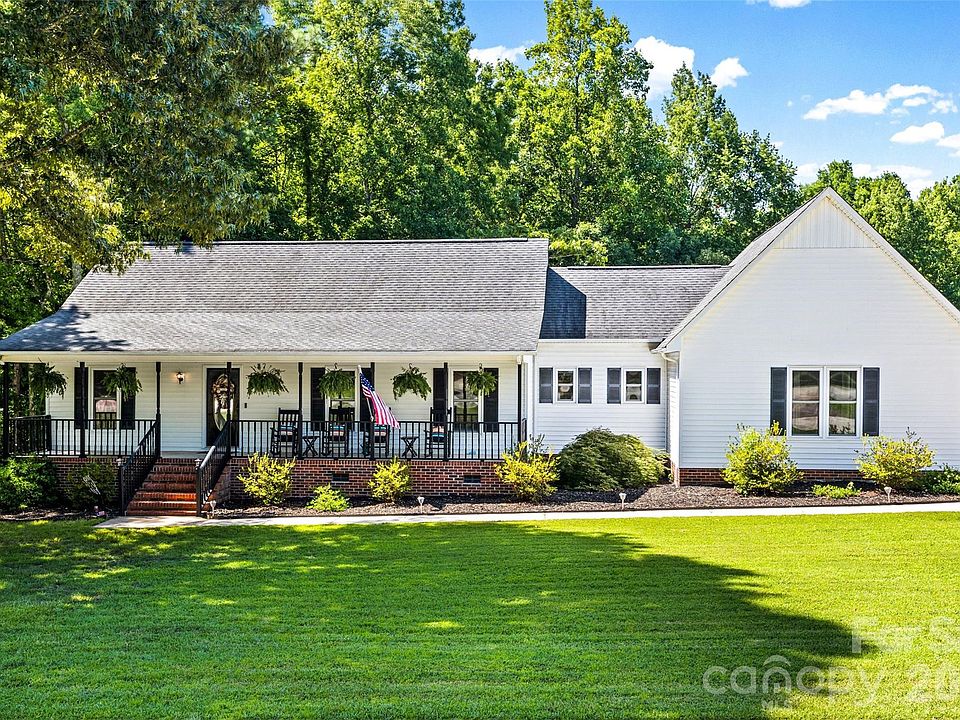 1st image of 143 Old Limestone Rd E
