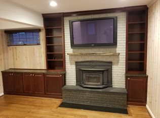 1263 Whittier Rd, Grosse Pointe Park, MI 48230