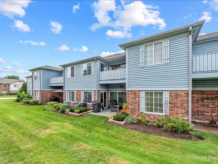 1736 Chesapeake Ln #4 — Photo 16