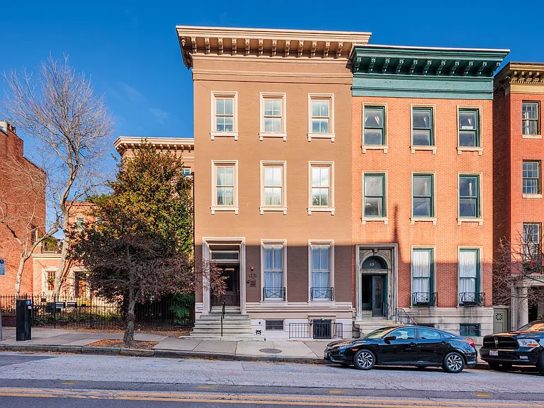 12 W Read St — Photo 14