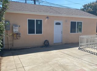 19622 Bassett St #9, Reseda, CA 91335