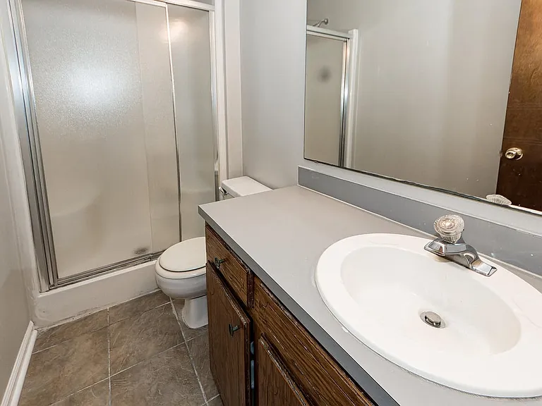 7620 Valleyview Cir — Photo 2