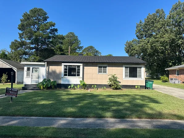 104 N Hilliard St, Nashville, NC 27856