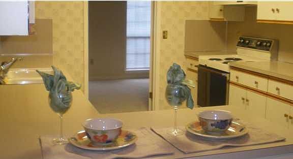 Large Kitchen with breakfast Nook!