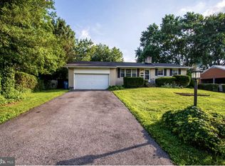 216 Werden Dr, New Castle, DE 19720