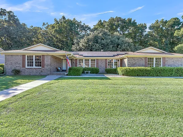 26 Shadowmoss Pkwy, Charleston, SC 29414