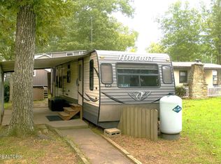 37 Beach Rd, Crossville, TN 38572