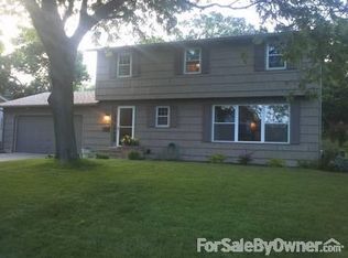109 Burr Oak Dr, Albert Lea, MN 56007