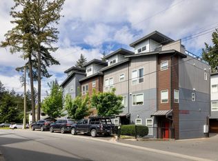 694 Hoylake Ave #105, Langford, BC V9B3P7