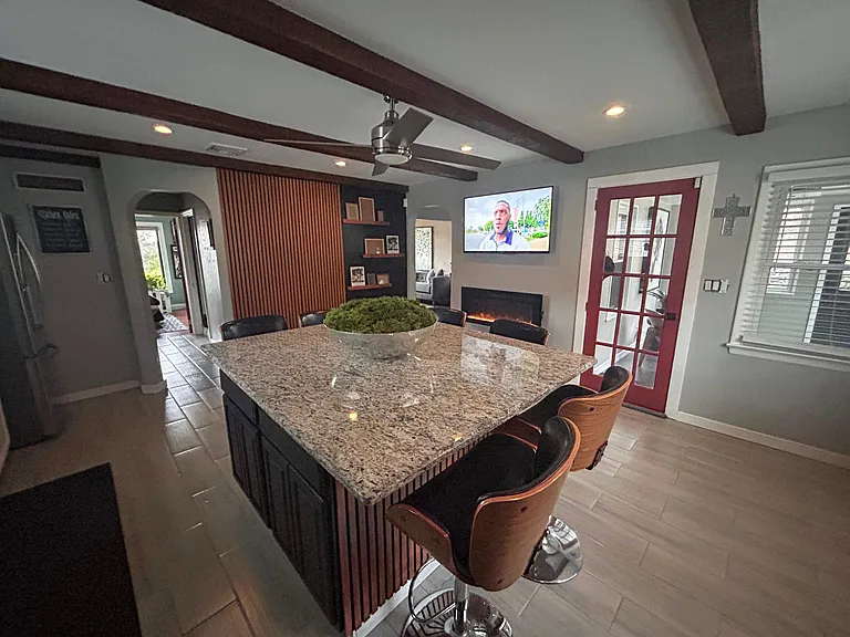 134 Watchung Dr — Photo 3