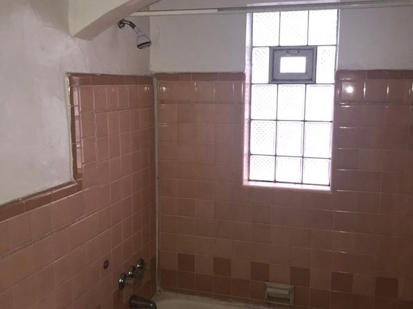 878 Lafayette Ave #3