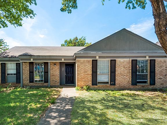 5th image of 1515 Pebblewood Dr