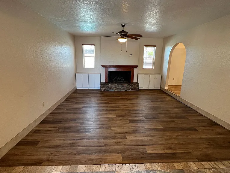 3236 Silversmith Dr — Photo 3