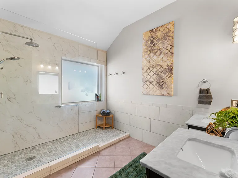 703 Flagstone Way — Photo 5