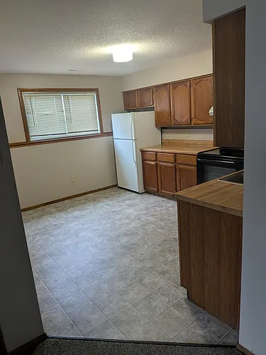 500 N Lewis Ave #1 Photo 1