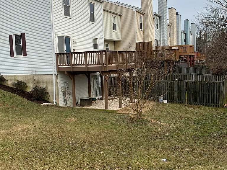 Deck & Yard