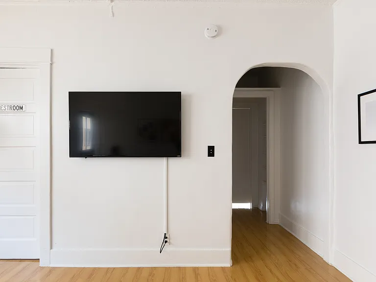1435 S Union Ave #7 — Photo 11