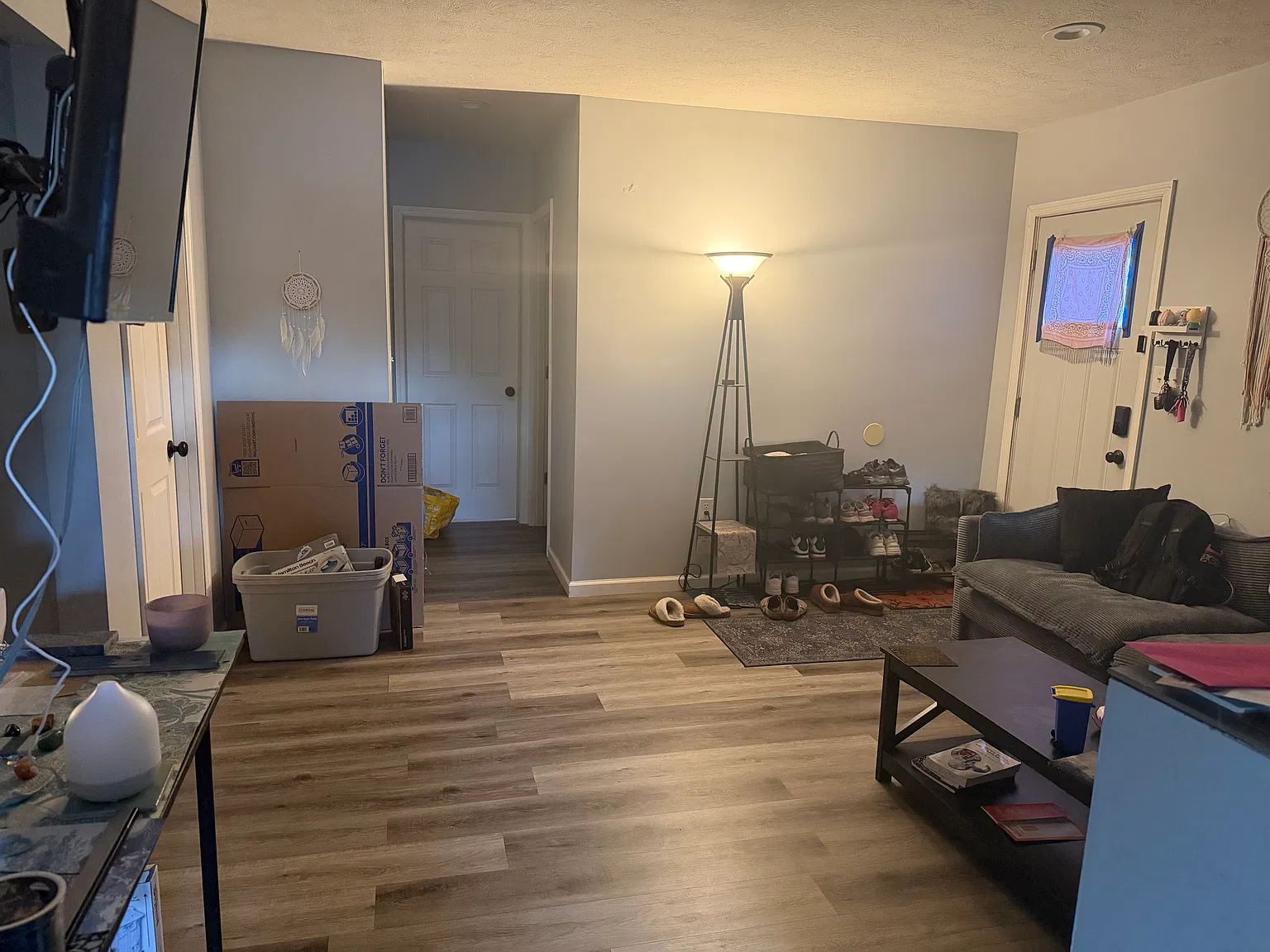 3 bed, 914 sqft, $1,750 — Photo 3