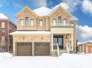 4 Schwalm Cres, New Tecumseth, ON L0G1W0