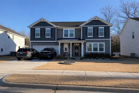 5 bed, 2980 sqft, $2,925 — Photo 1