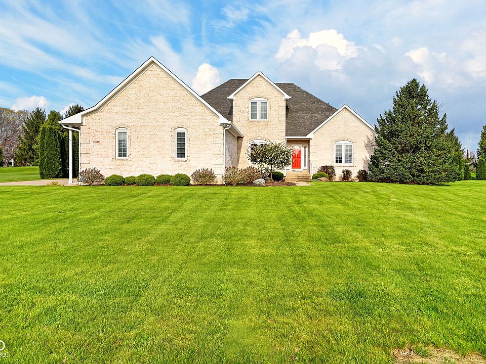 1st image of 2636 S Hillview Dr
