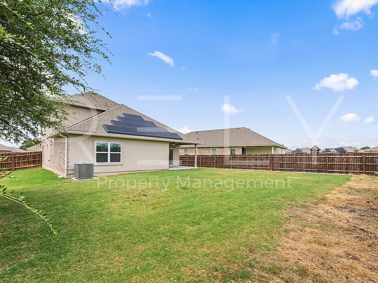 2412 Star Hill Rnch — Photo 41